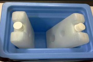 China White Plastic Ice Brick Pack Gel Cooling Insulated Cooler Box HDPE Material wholesale