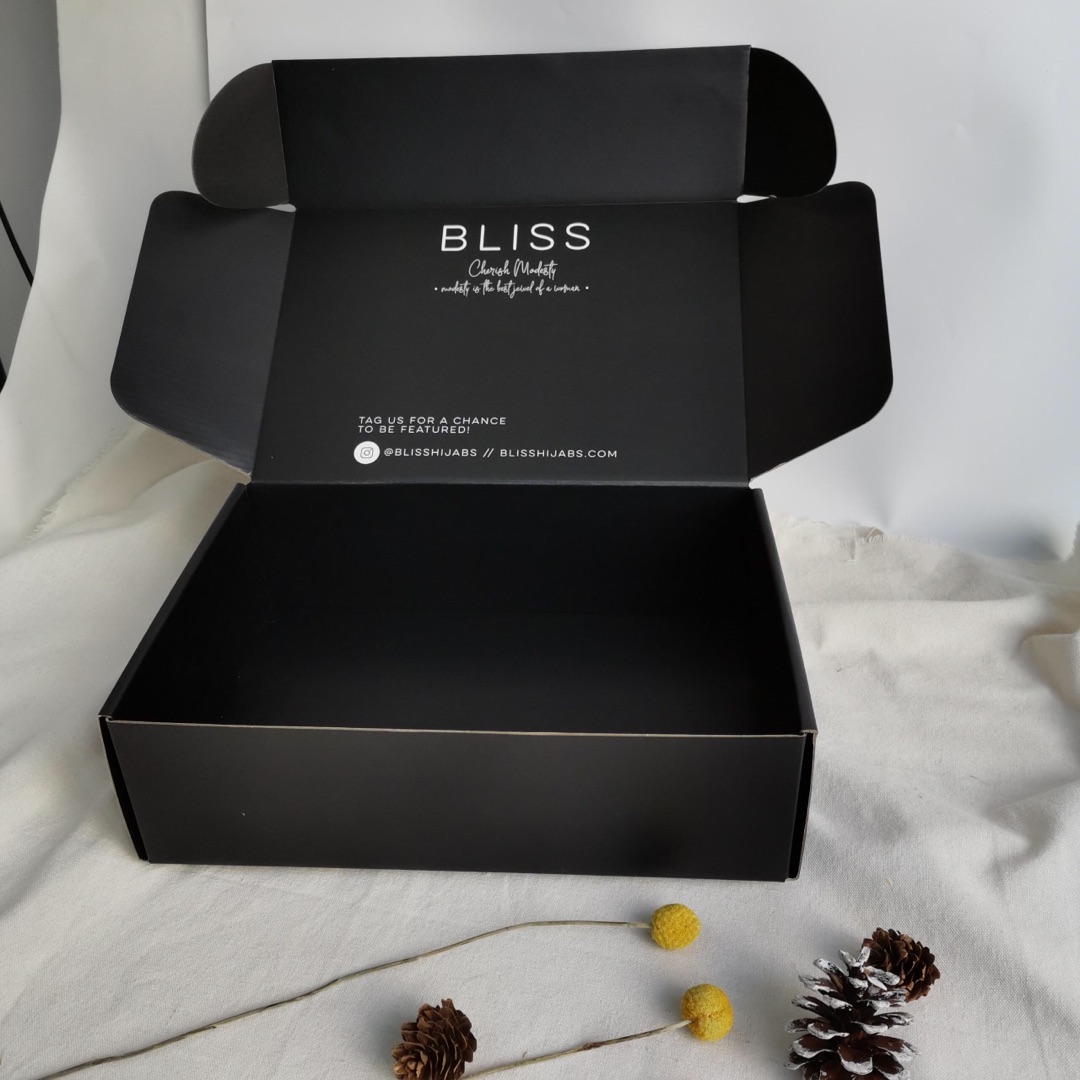 Custom Logo Luxury Soft Touch Coruggated Black Paper Packaging Gift Box Cosmetic Bottle Cardboard Packing Box