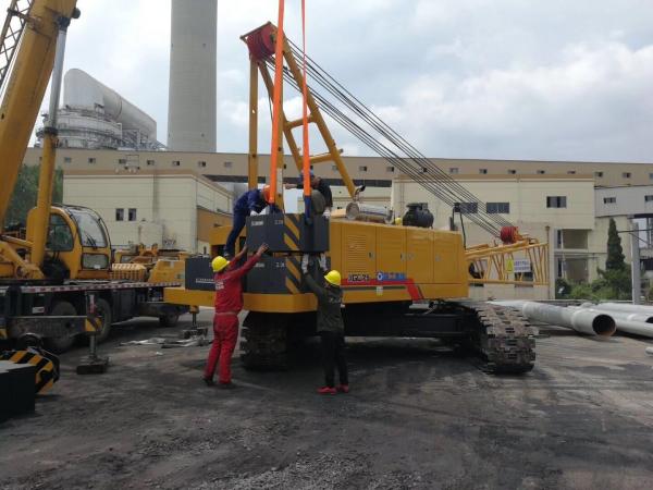 XCMG 50 Tons Small Crawler Crane Xgc55 With Hammer , Max. Rated Lifting Capacity
