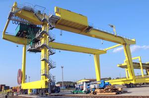 China 50T Movable Shipping Container Crane , RMG Rail Mounted Gantry Crane wholesale