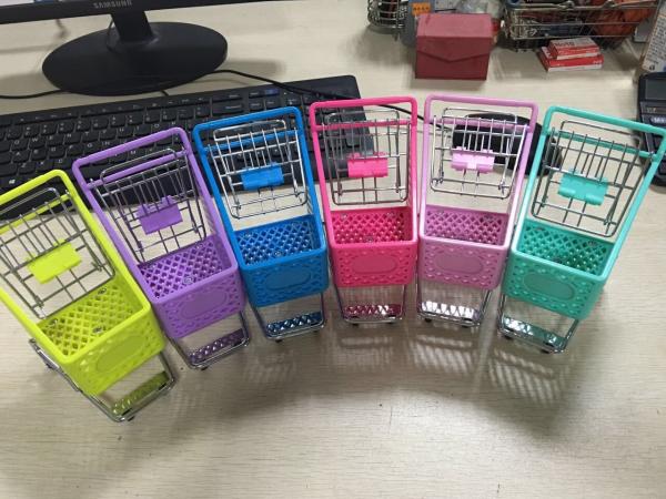 Plastic Retail Shop Equipment With Baby Seat different colours and 4 plastic