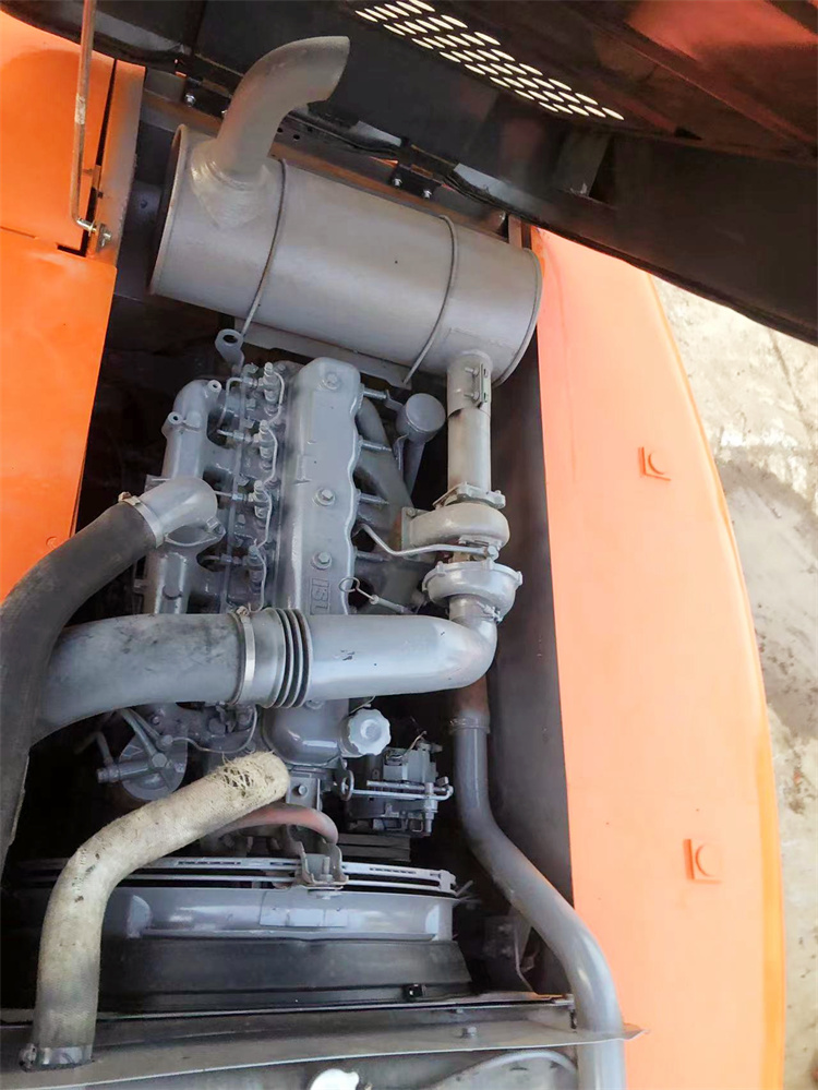 Hitachi ZX200-3G Used Crawler Excavator 20 Ton Imported Original Earthmoving Machinery