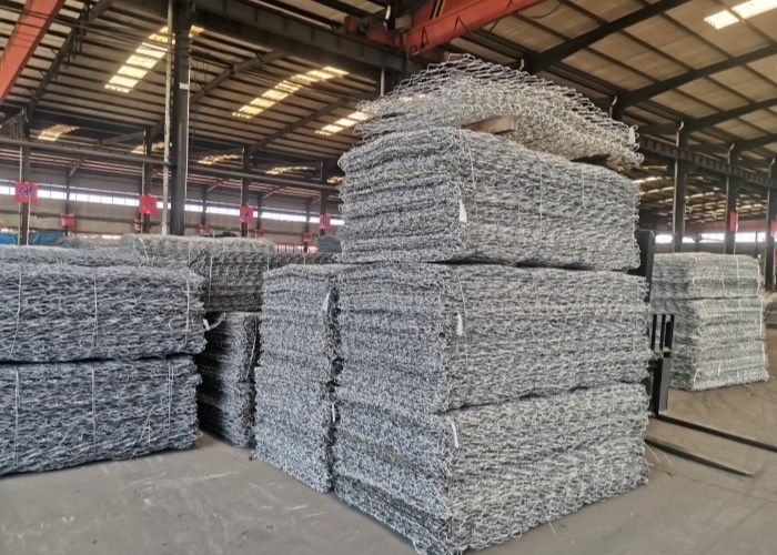 80mmx100mm Mesh Size PVC Coated Hot Dipped Galvanized Gabion Cages For Sturdy Construction