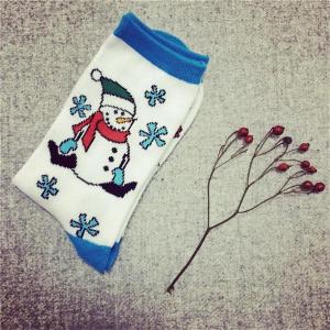 China Vivid christmas snowman patterned design eco-friendly cotton wearing hosiery for women wholesale