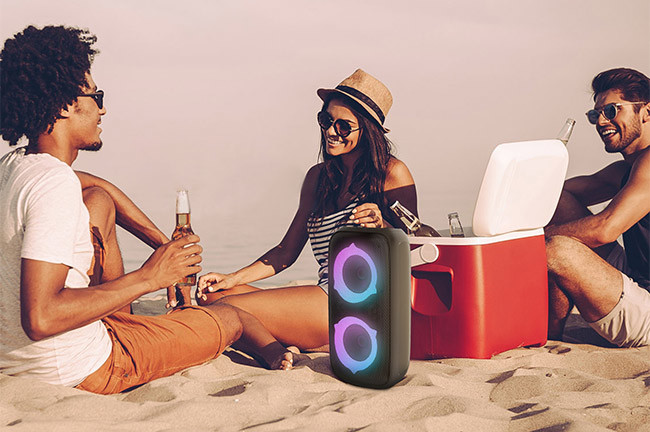 Black 4ω Impedance Bluetooth Speaker For Outdoor Party Entertainment Karaoke Function