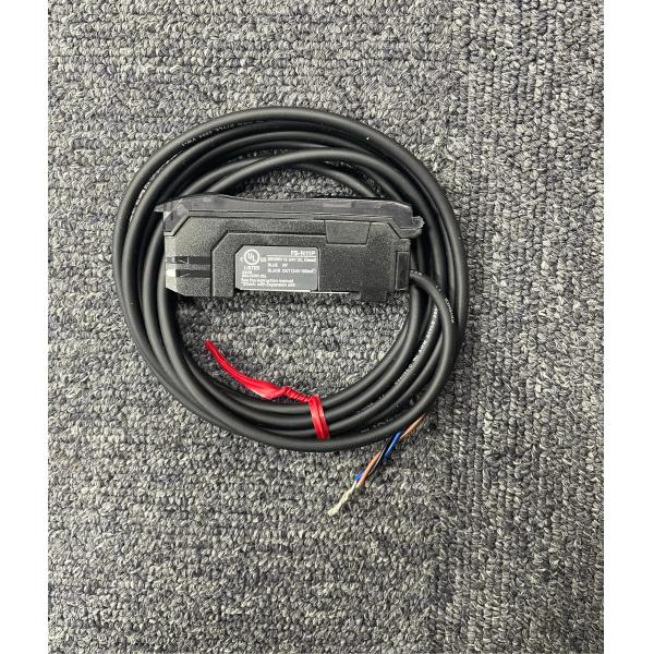 KEYENCE FS-N11P Fiber Amplifier, Cable Type, Main Unit, PNP