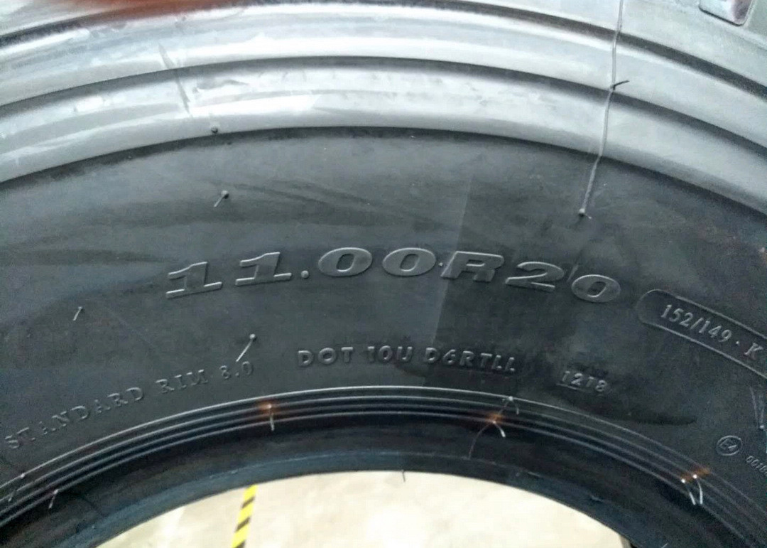 Triple Grooves All Terrain Tires Excellent Heat Dissipating In Mixed Roads