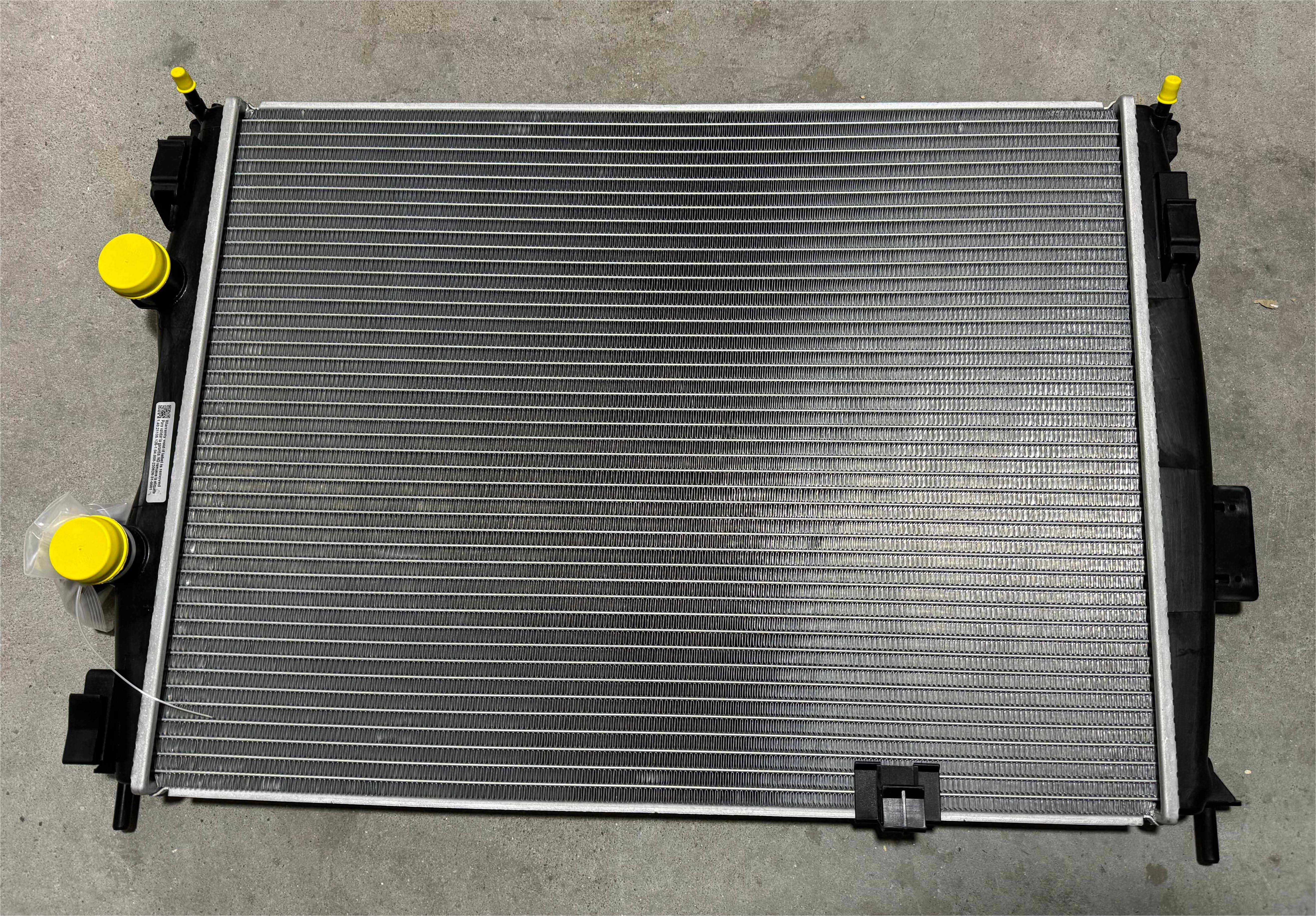 Aluminum Radiator Water Tank for Nissan QASHQAI TEANA 21400JD900 21400JD20A 1998-2012