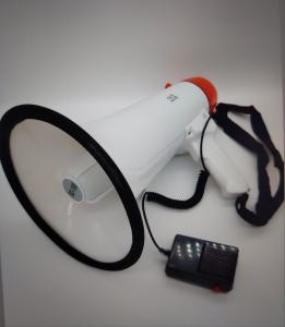China Loudness Battery Operated Bullhorn Wireless Bluetooth Loud Hailer And Megaphone wholesale