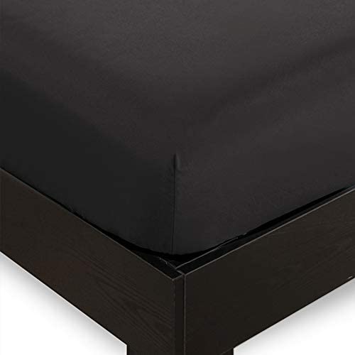 133 * 60 Fabric Density 3 Piece Fitted Sheet Set for 20" Deep Mattresses 2 Pillowcases