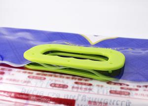 China Detachable Type Plastic Heavy Holder Bag Handles Enclose On Gift Bags / Shopping Bags wholesale