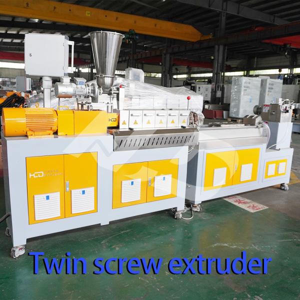 Manufacturers spot small PC extruder experimental twin screw plastic granulator