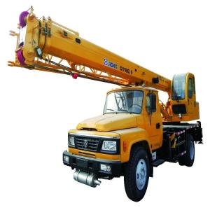 China Articulating Lifting Telescopic Boom Crane 8 Ton Environmental Friendly wholesale