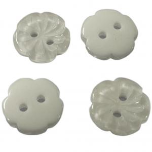 China Pearl Effect Plastic Flower Buttons With Chalk Back Off White Color In 16L For Sewing wholesale