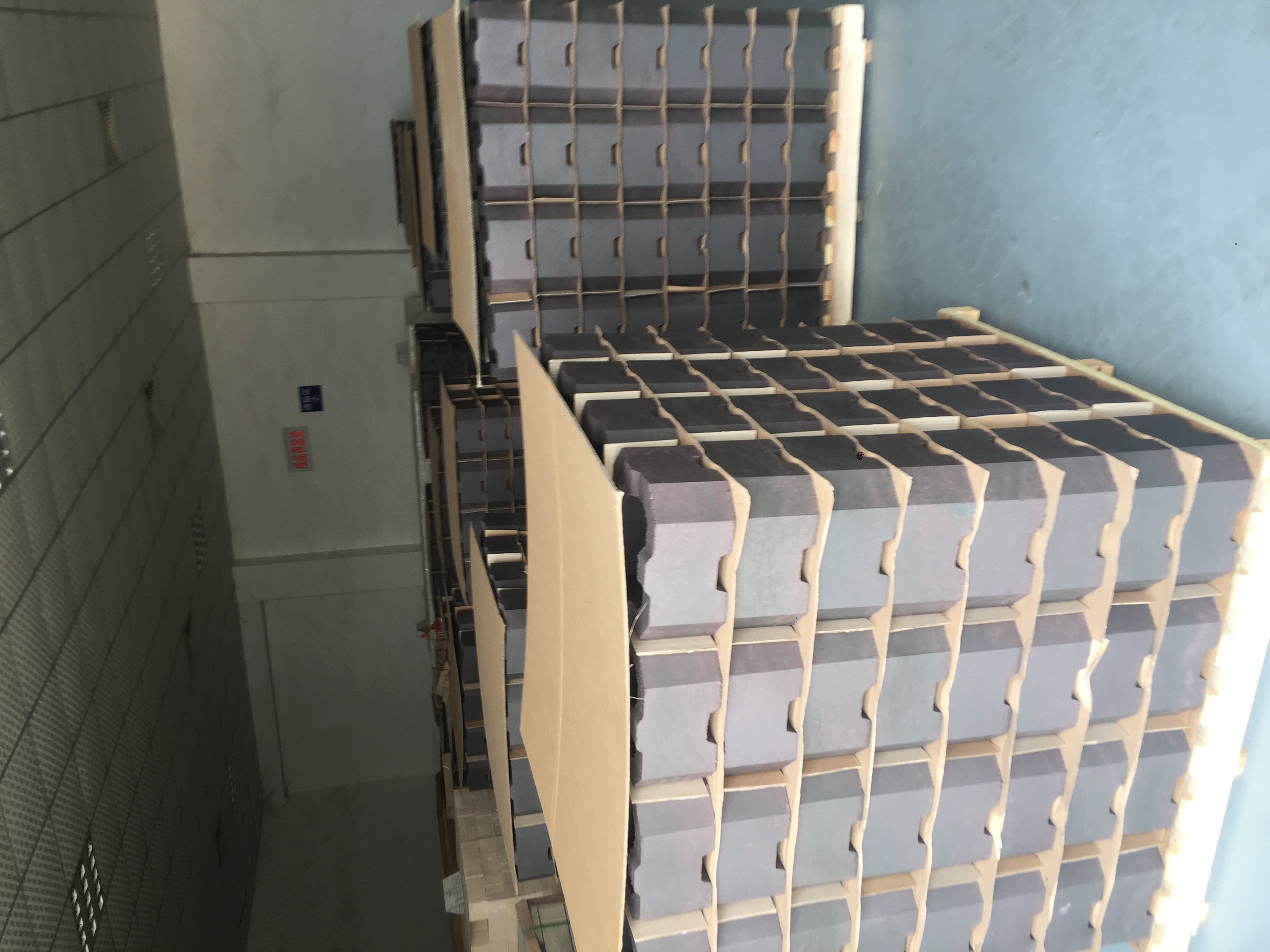 Customizable Sintered Alumina Chrome Corundum Brick for Zinc Smelting Furnace