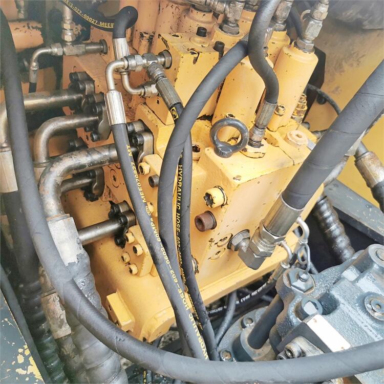 Original Design Hyundai 215-9T Excavator Good Working Condition 1 m3 Bucket Capacity