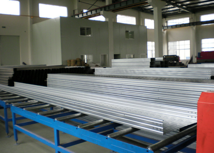 Automatic Punch Steel Cable Tray Roll Forming Machine Photovoltaic Stents