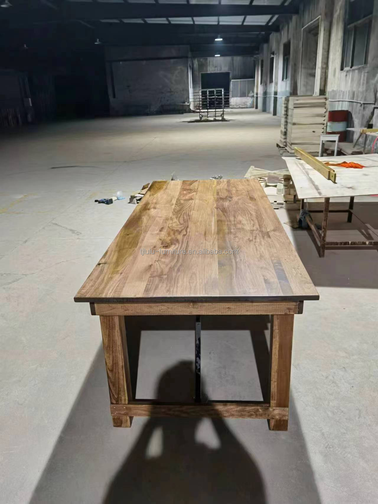 Banquet Hotel Home Wooden Folding Farm Table with Solid Pine Wood