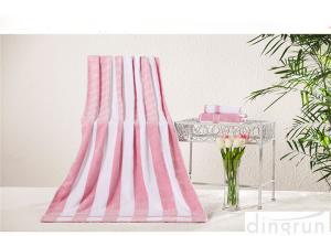 China Durable Striped Bath Towels Red Color Environmentally Friendly wholesale