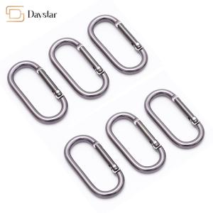 China Heavy Duty Metal Spring Hook , Oval Rectangle Keychain Snap Clip For Bag Hiking wholesale