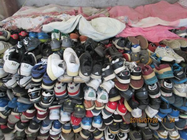 We pride ourselves on our good quality of. clothes . used clothing . used shoes