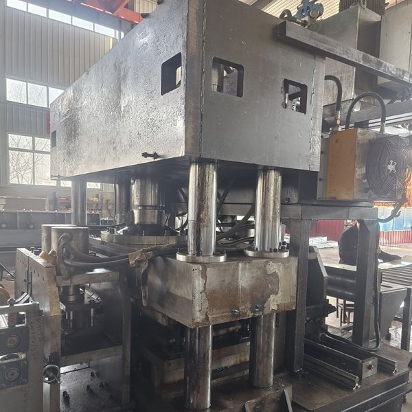 Second-Hand Cable Tray Roll Forming Machine Automatic Ladder & Perforated Cable Tray Making Machinery Manufacture