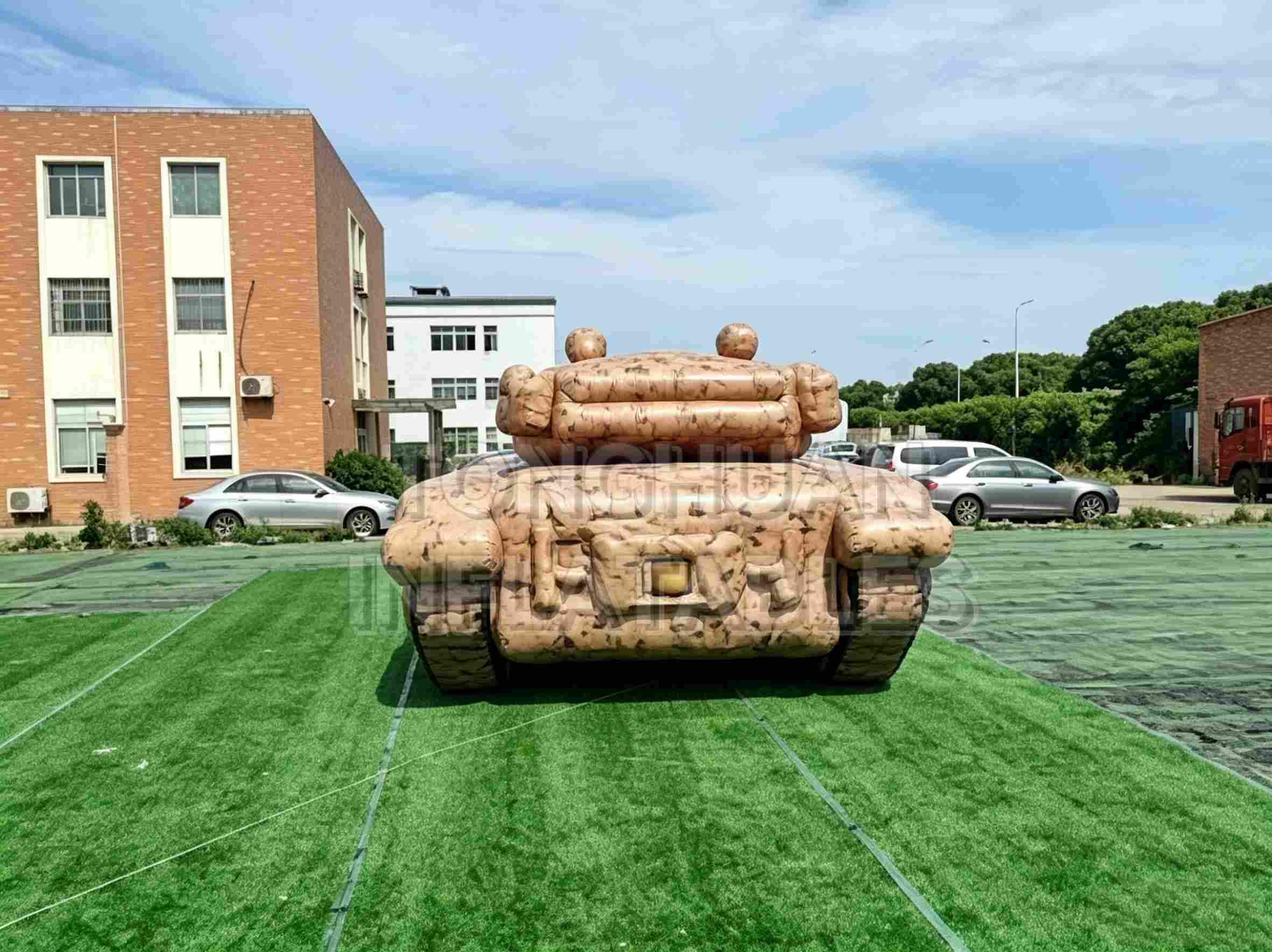 Custom Inflatable Tank Replica with Camouflage Printing Long Barrel and Tracked Vehicle Shape for Training Display Outdoor Drill Exhibition and