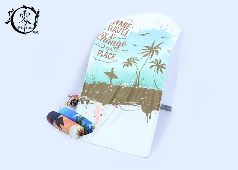 Sunbathing Oversized Microfiber Beach Towel Lightweight Absorbent Fast Drying Cartoon Style