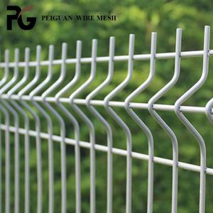 China 3mm Nylofor 3d Fence Panels Coated Border Green Garden Wire Mesh Fence With V Folds on sale