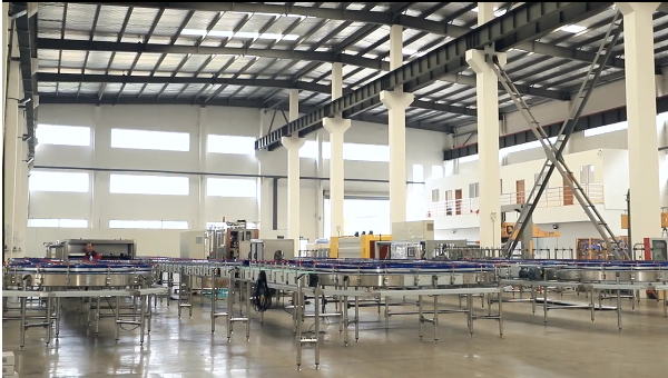 2.2KW 48000BPH Automatic Water Bottle Filling Machine 1.2 Ton /H