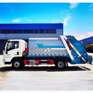 China 141hp 4x2 Compactor Garbage Truck For Sanitation Services wholesale