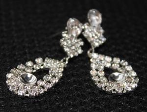 China 2013 latest fashion earring with rhinestone earring / metal casting jewelry for women wholesale