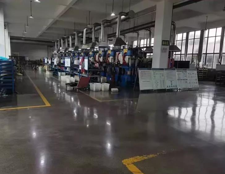 Car Fitment Howo WG1642440088-2 Truck Shock Absorber Repair Machine for Sinotruk HOWO