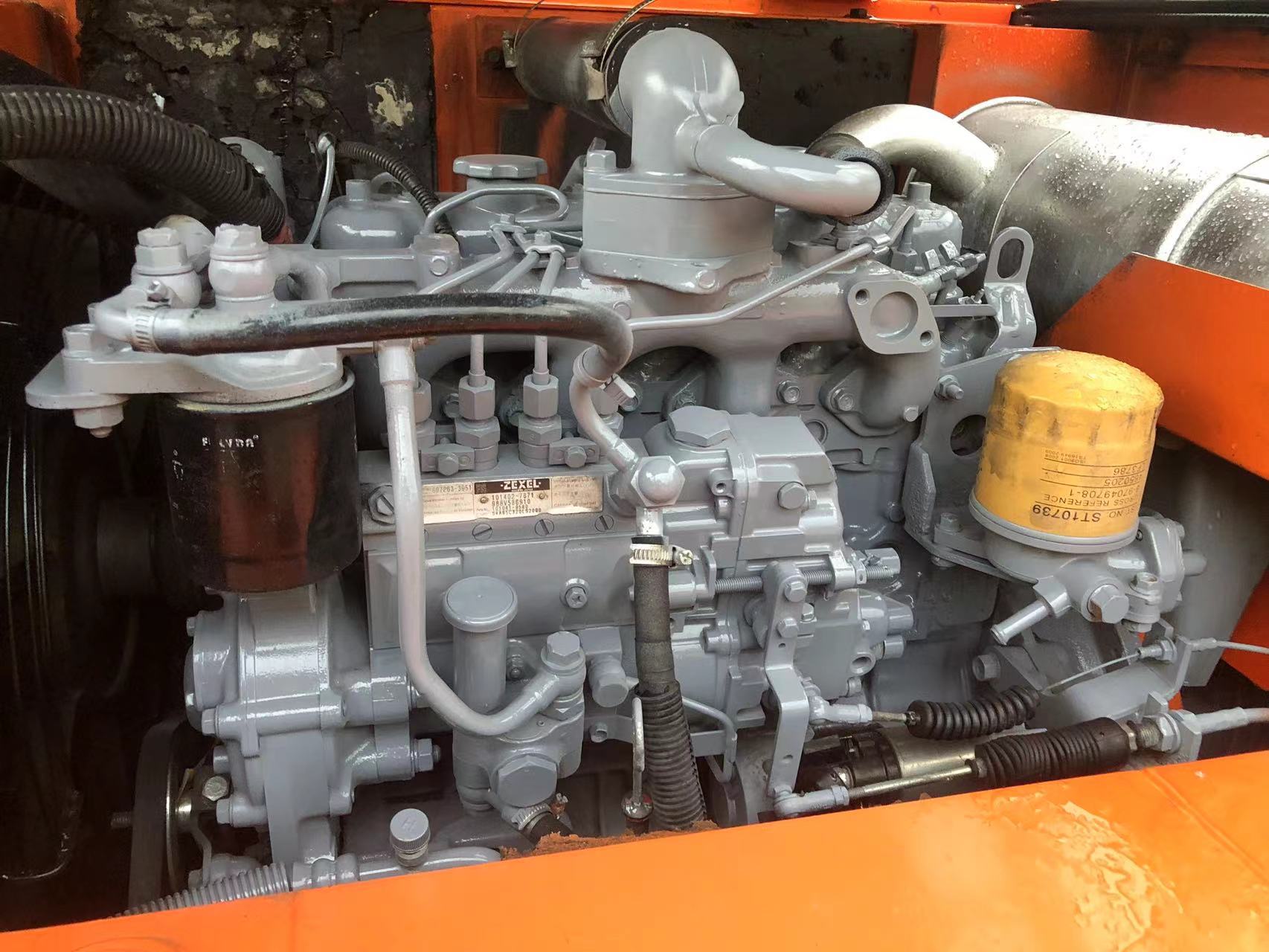 Used Hitachi zx60 6 ton Mini Excavator with Original Hydraulic Valve in Good Condition