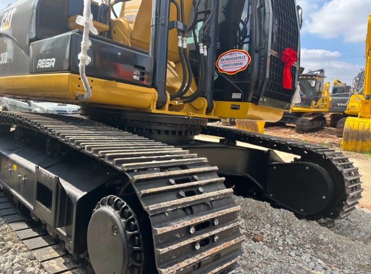 30 Ton Used Excavator Japan Original Caterpillar 330GC New Generation CAT Crawler Multifunction Digger