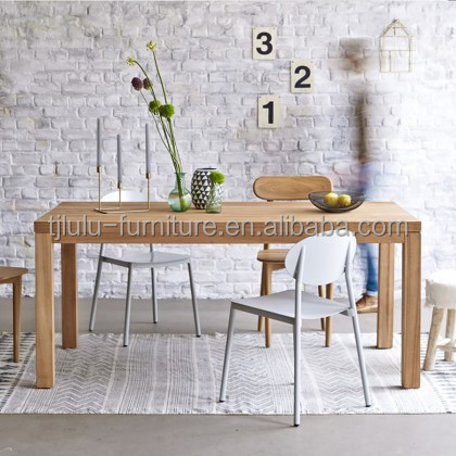 Wooden Dining Table with Modern Design and Eco-friendly Materials