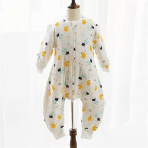 China Unisex Muslin Baby Pajamas Cotton Fabric Plain Dyed Newborn Baby Outfits ODM / OEM wholesale
