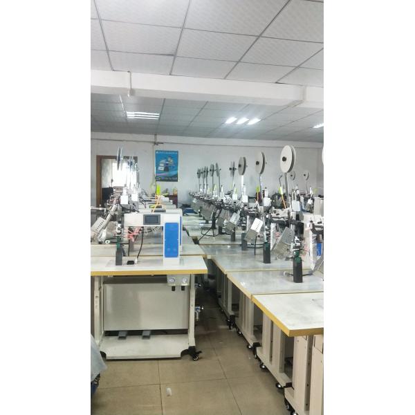 Touch Screen Heat Sealing Machine with PLC Control Adjustable Welding Speed 1-23m/min and 800℃ Max Temperature for Protection Suits