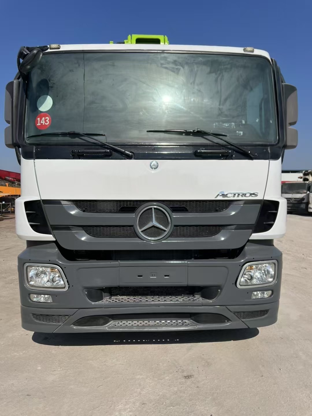 Zoomlion 47m Boom Pump Truck for construction site, for sale at preferential price