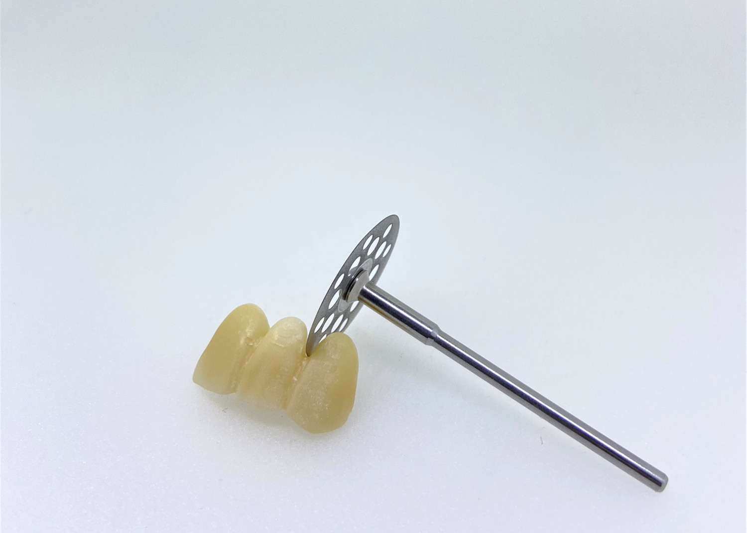 Flexible Rotary Cutting Wheel Electroplated Dental Thin Diamond Blade 0.12mm