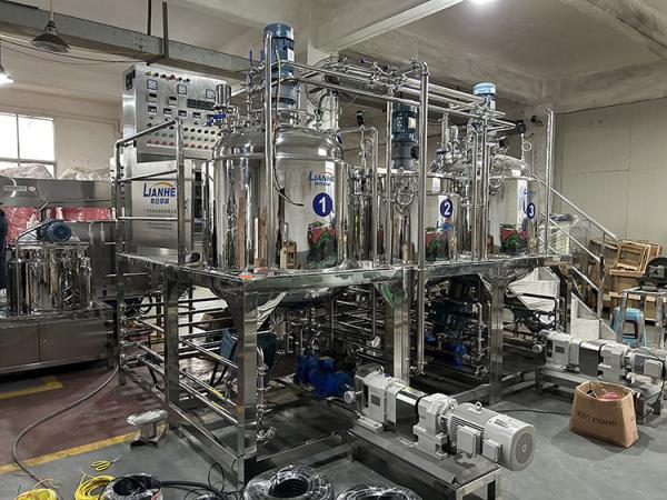 PLC 1000L Cosmetic Manufacturing Machine Emulsifying Homogenizer Paste Ointment