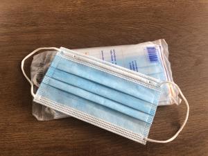 China Foldable Isolation Face Masks / 3 Layers Doctor Mouth Mask Fliud Resistant wholesale