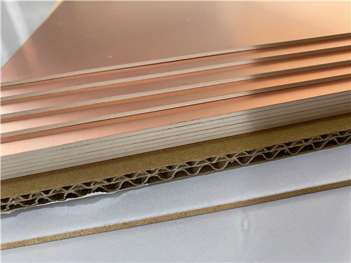 RF PCB 2-layer 20mil RO4835 Substrate Black Silkscreen Immersion Gold