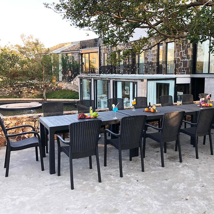 Custom Logo Nordic Plastic Rattan Dinning Table and Chair Set for Leisure Stackable Design