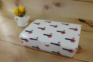 China Sushi Disposable Paper Trays For Food Serving Paper Hot Dog Trays Space - Saving wholesale