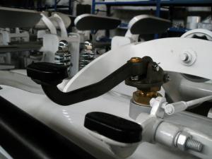 China Fabric Steam Shirt Collar Press Laundry Equipment DN 15 Steam Inlet Outlet wholesale