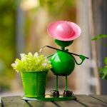 Decorative Metal Yard Ornaments Handcrafted Metal Frog Garden Decor ODM