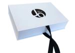 PMS Color 350g Paper Corrugated Board Clothes Gift Boxes