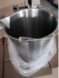 China Handle Type Stainless Steel Feed Bucket , 20L Stainless Steel Milker wholesale