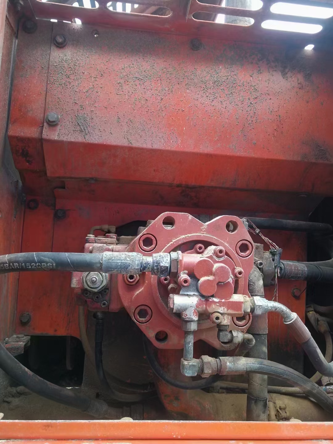 Hydraulic Valve Original Doosan DX225LC Excavator Made in Korea 20600 KG Machine Weight